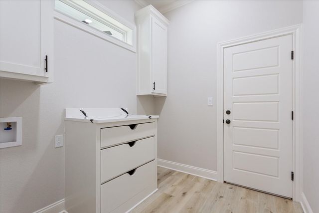 107 N Jena Street, Riesel, TX 76682