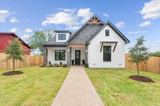 107 N Jena Street, Riesel, TX 76682