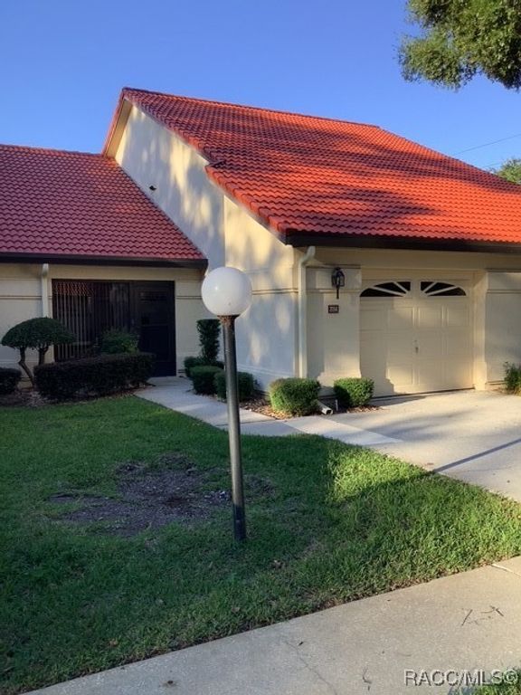 2054 Forest Drive, Inverness, FL 34453