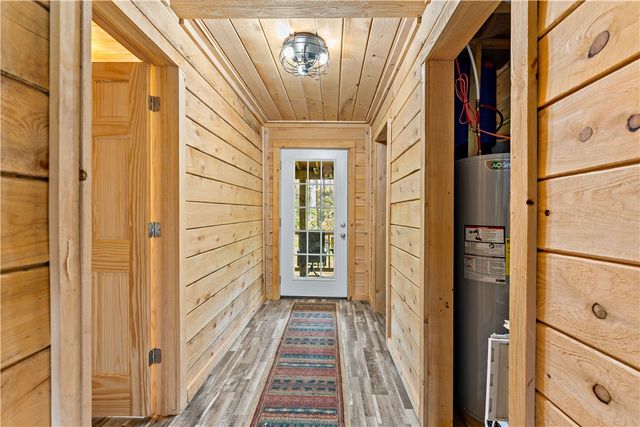 2629 River Dr, Jamestown, PA 16134