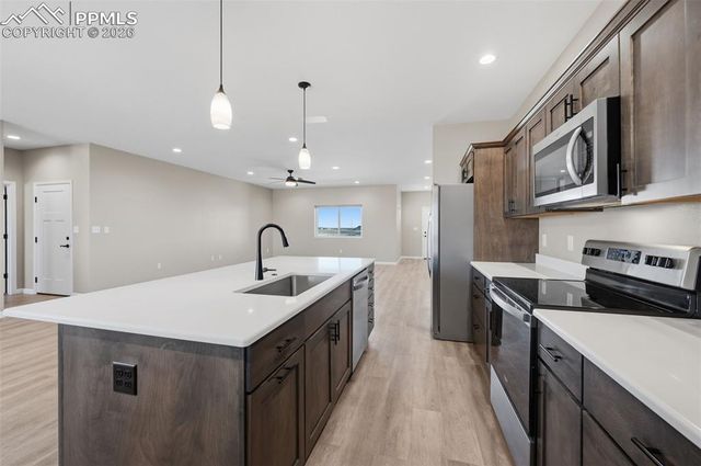 1619 N Calle Rosa Drive, Pueblo, CO 81007