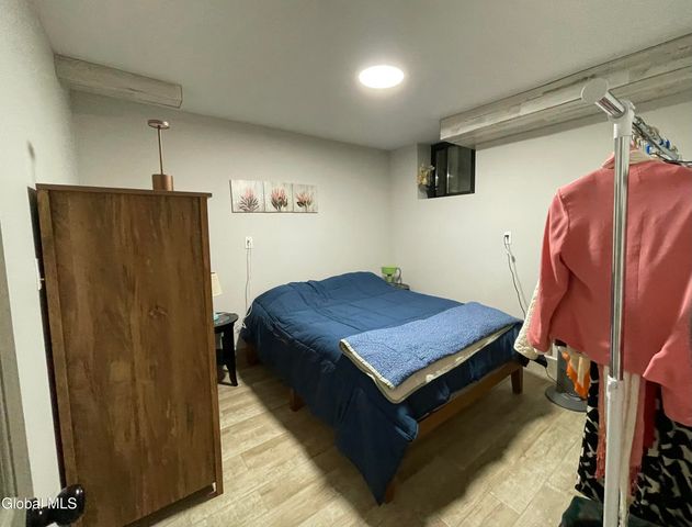 155 Chestnut Street Garden Apt, Albany, NY 12210