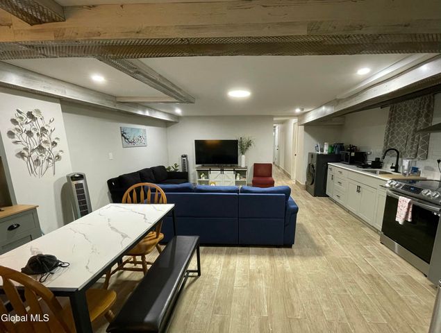 155 Chestnut Street Garden Apt, Albany, NY 12210