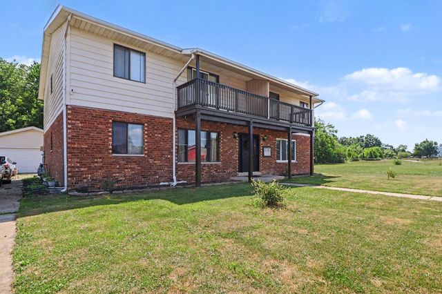 12 Maxwell Street, Hebron, IN 46341