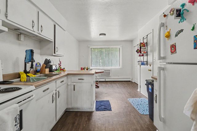 12 Maxwell Street, Hebron, IN 46341