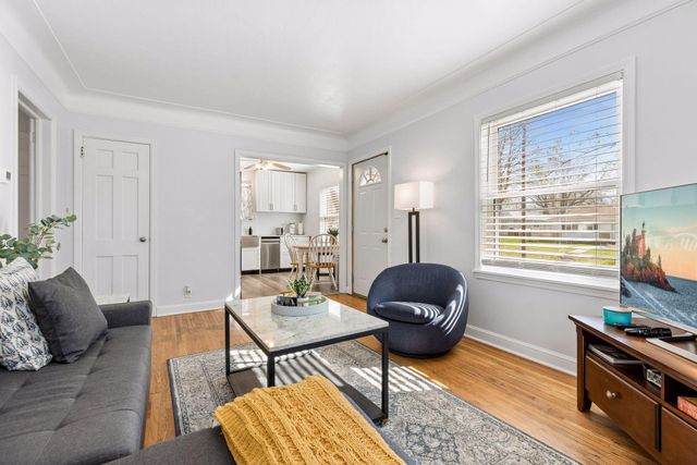 5520 33rd Avenue S, Minneapolis, MN 55417