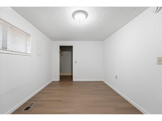 4343 Ne 1ST St, Gresham, OR 97030