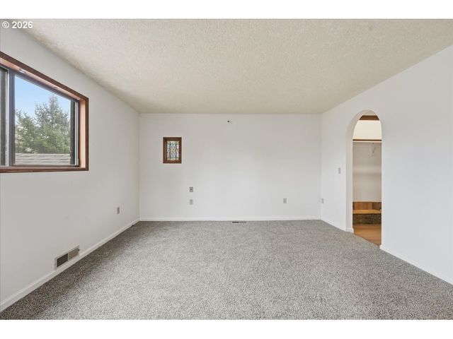 4343 Ne 1ST St, Gresham, OR 97030