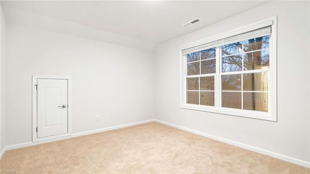 306 Sefton Drive, Jamestown, NC 27282