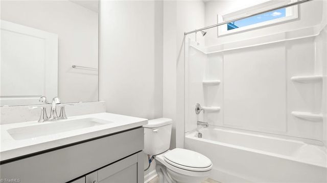 306 Sefton Drive, Jamestown, NC 27282