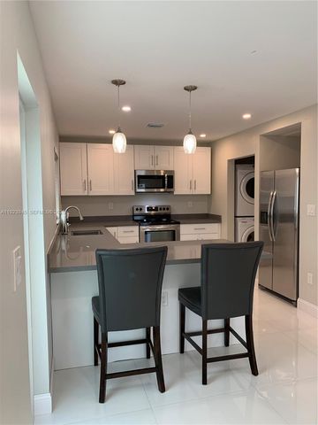 2852 SW 36th Ave 2852, Miami, FL 33133