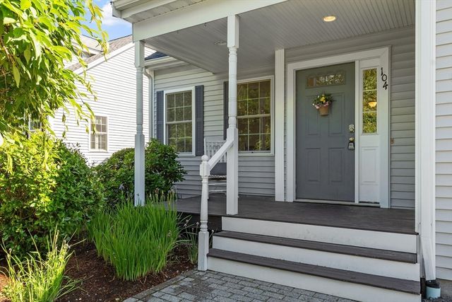 104 Summer Rd 104, Boxborough, MA 01719
