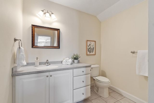 104 Summer Rd 104, Boxborough, MA 01719