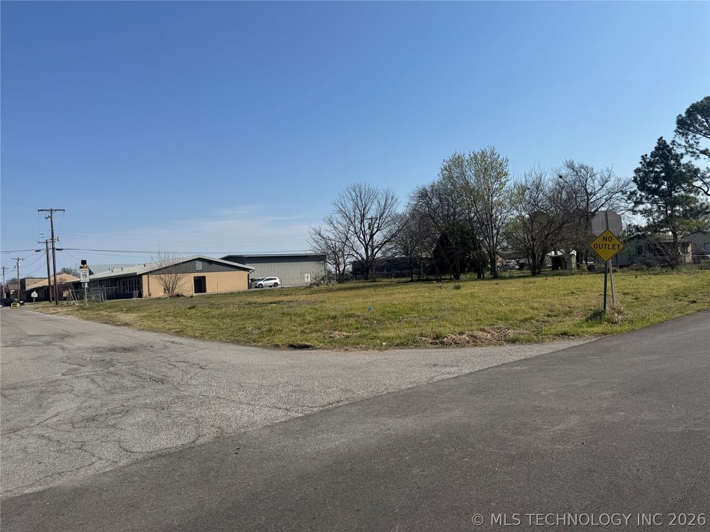 14692 S College Street, Glenpool, OK 74033