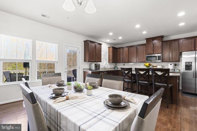 8280 HICKORY HOLLOW DR, Glen Burnie, MD 21060