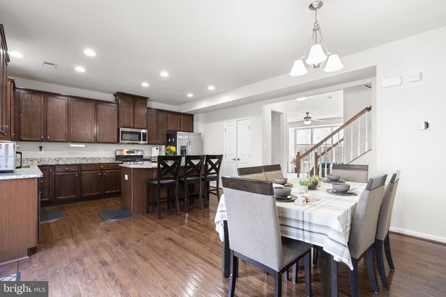 8280 HICKORY HOLLOW DR, Glen Burnie, MD 21060