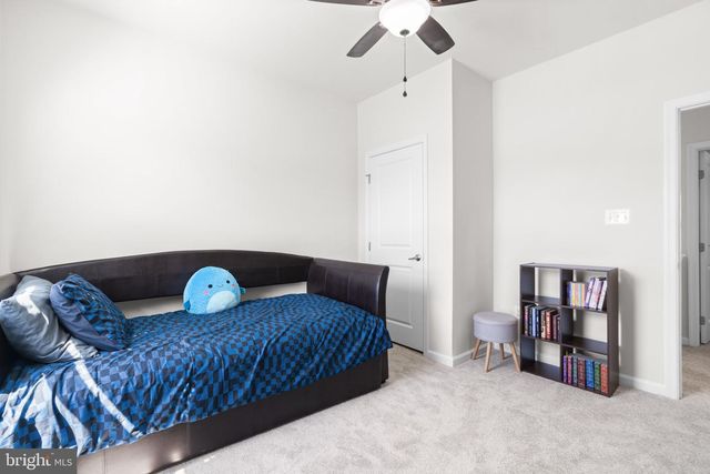8280 HICKORY HOLLOW DR, Glen Burnie, MD 21060