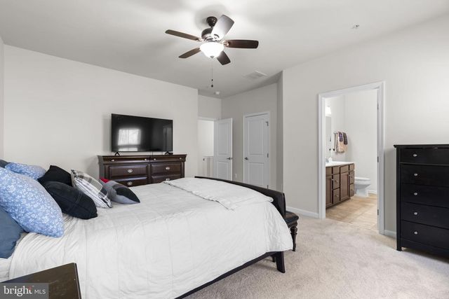 8280 HICKORY HOLLOW DR, Glen Burnie, MD 21060