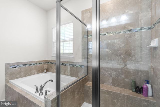 8280 HICKORY HOLLOW DR, Glen Burnie, MD 21060