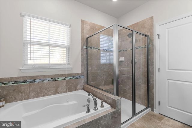 8280 HICKORY HOLLOW DR, Glen Burnie, MD 21060