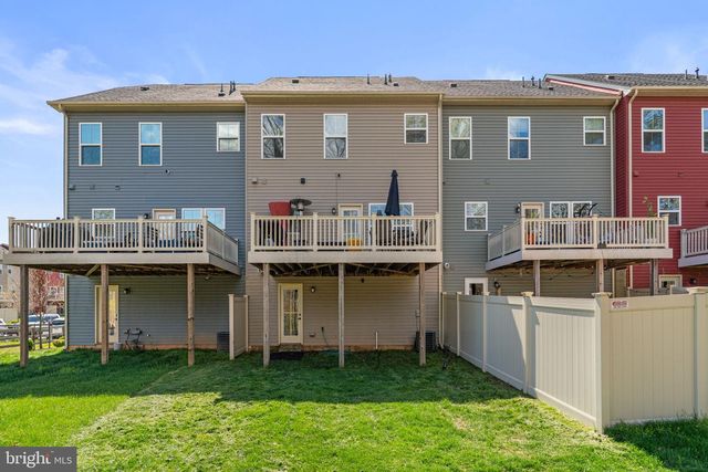 8280 HICKORY HOLLOW DR, Glen Burnie, MD 21060