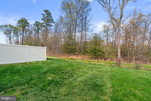 8280 HICKORY HOLLOW DR, Glen Burnie, MD 21060