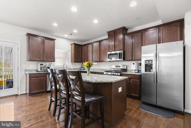 8280 HICKORY HOLLOW DR, Glen Burnie, MD 21060