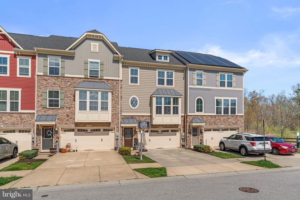 8280 HICKORY HOLLOW DR, Glen Burnie, MD 21060