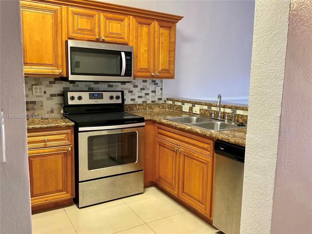 9998 Nob Hill Place 9998, Sunrise, FL 33351