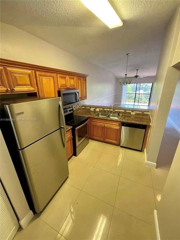 9998 Nob Hill Place 9998, Sunrise, FL 33351