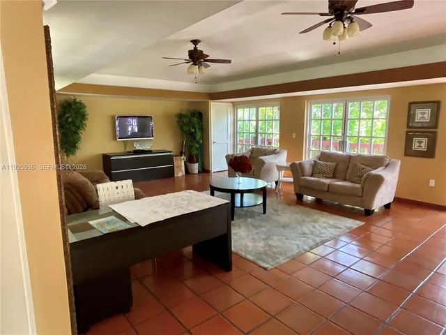 9998 Nob Hill Place 9998, Sunrise, FL 33351