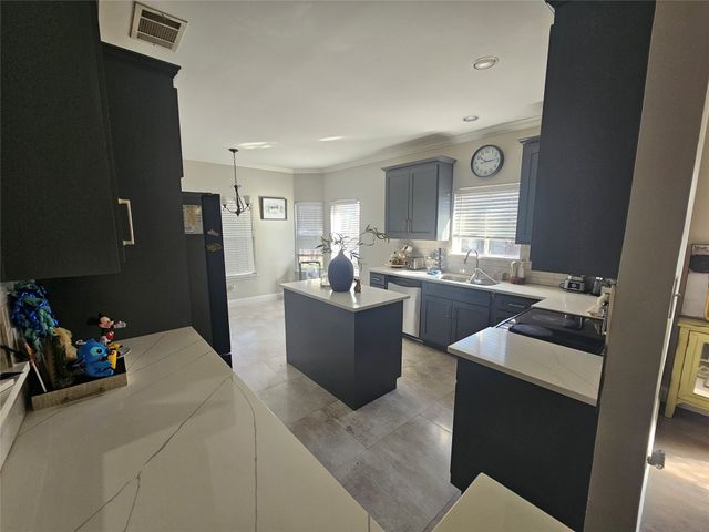 4508 Champion Hill Drive, Grand Prairie, TX 75052