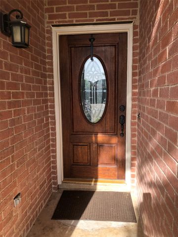 4508 Champion Hill Drive, Grand Prairie, TX 75052