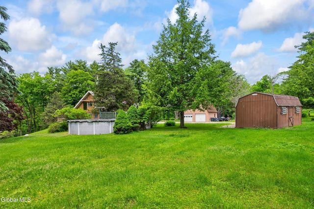 34 Guy Lane, New Baltimore, NY 12124
