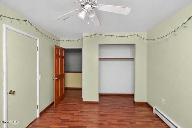 34 Guy Lane, New Baltimore, NY 12124