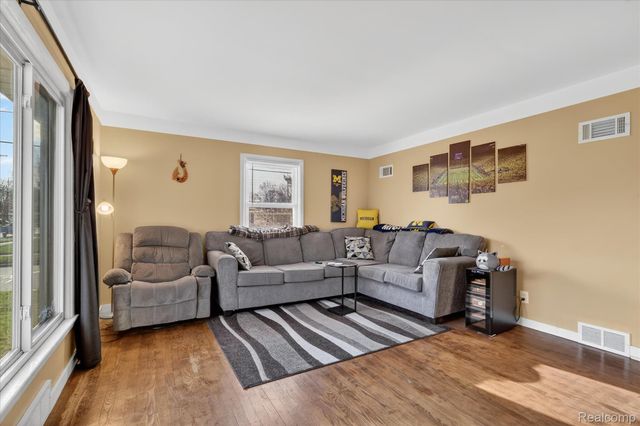 959 Blanchard Street Sw, Wyoming, MI 49509