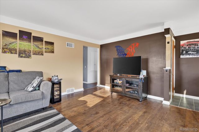 959 Blanchard Street Sw, Wyoming, MI 49509