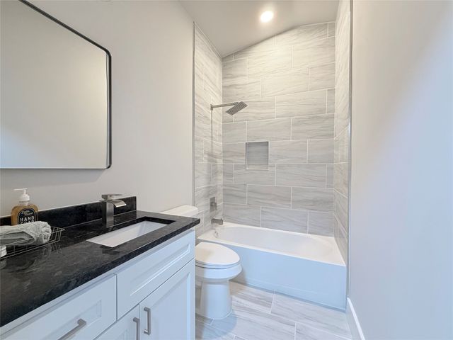 1303 N Galloway Avenue, Mesquite, TX 75149