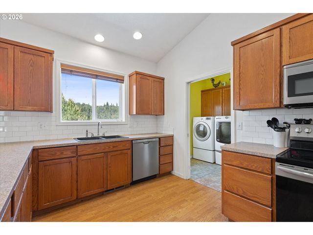 23455 Ne SPRING HILL Rd, Gaston, OR 97119