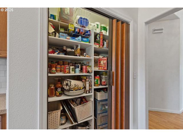 23455 Ne SPRING HILL Rd, Gaston, OR 97119