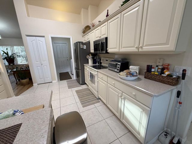 23 EVANSMILL LANE, Palm Coast, FL 32164