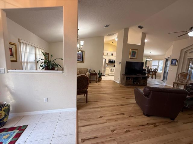 23 EVANSMILL LANE, Palm Coast, FL 32164