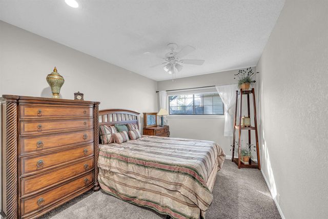 6918 E Rushwood Cir, Wichita, KS 67226