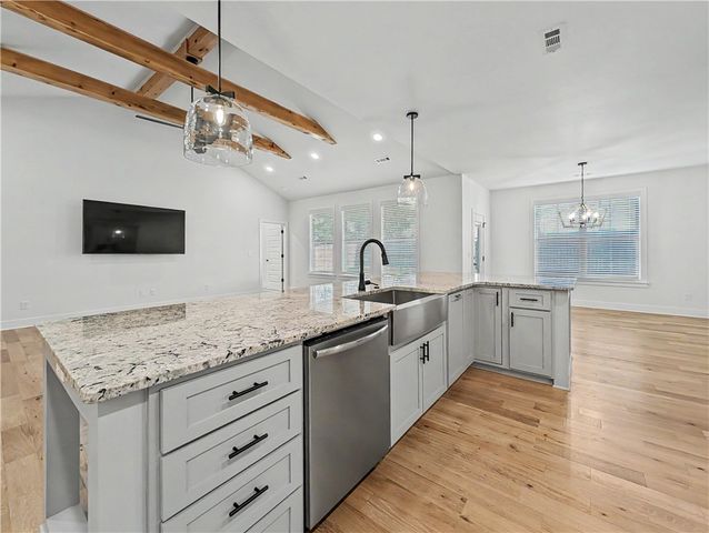 1111 Red Maple Street, Centerton, AR 72719