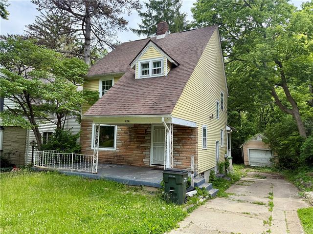 226 Sandalwood Drive, Dayton, OH 45405