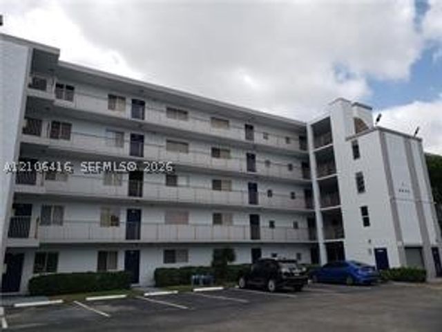 8620 N Sherman Cir 403, Miramar, FL 33025