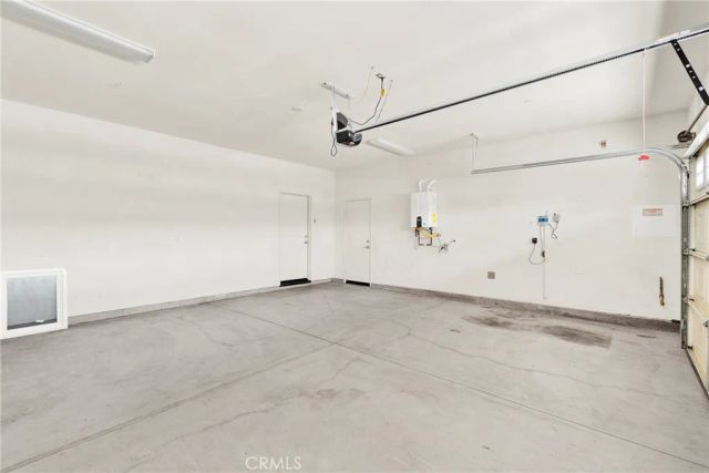 476 W Camellia Way, San Jacinto, CA 92583