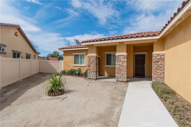 476 W Camellia Way, San Jacinto, CA 92583
