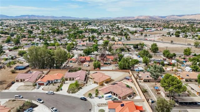 476 W Camellia Way, San Jacinto, CA 92583