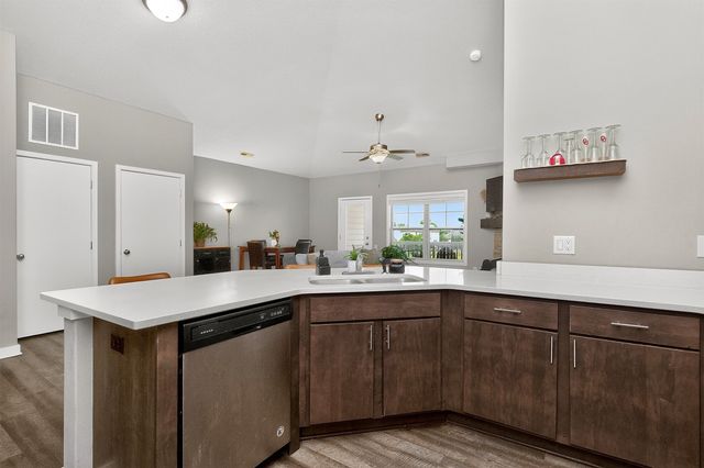 2511 NE Oak Drive 2, Ankeny, IA 50021